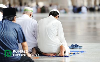 Khutbah Jumat: Istiqomah Sebagai Konsep Diri dalam Membentuk Karakter Seorang Muslim